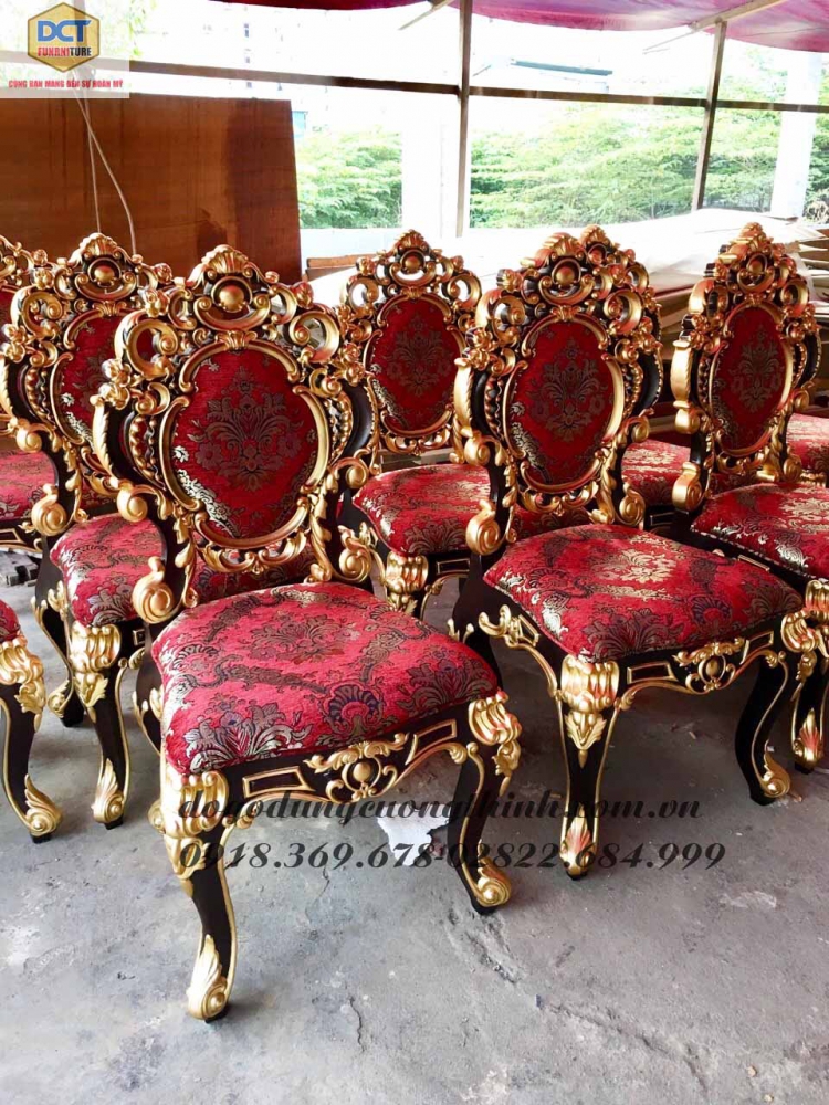 bộ bàn ghế ăn cổ điển